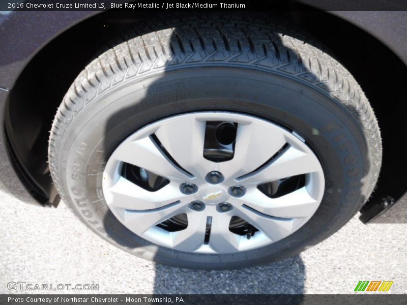 Blue Ray Metallic / Jet Black/Medium Titanium 2016 Chevrolet Cruze Limited LS