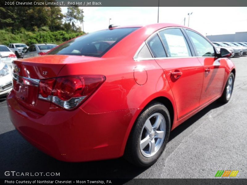 Red Hot / Jet Black 2016 Chevrolet Cruze Limited LT