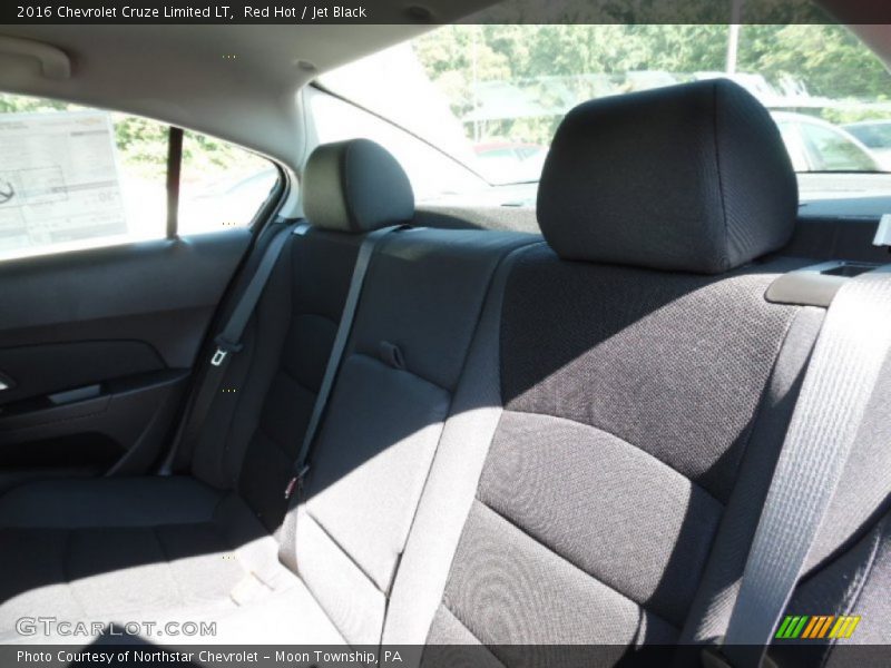 Red Hot / Jet Black 2016 Chevrolet Cruze Limited LT