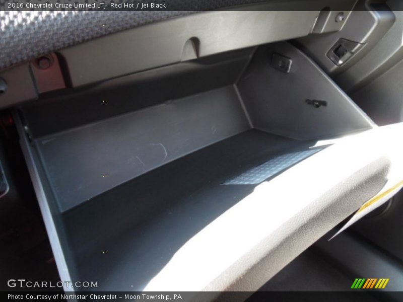 Red Hot / Jet Black 2016 Chevrolet Cruze Limited LT