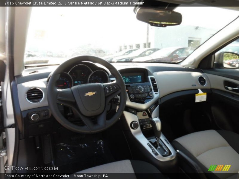 Silver Ice Metallic / Jet Black/Medium Titanium 2016 Chevrolet Cruze Limited LS
