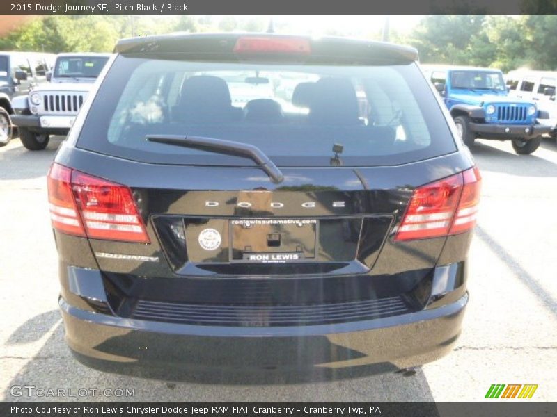 Pitch Black / Black 2015 Dodge Journey SE