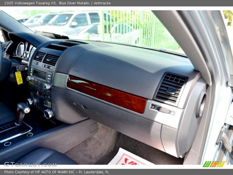 Blue Silver Metallic / Anthracite 2005 Volkswagen Touareg V6