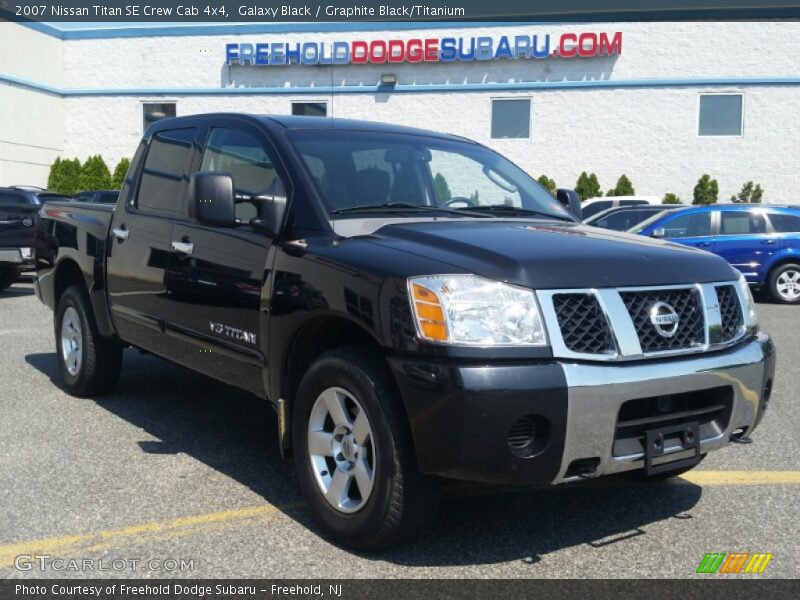 Galaxy Black / Graphite Black/Titanium 2007 Nissan Titan SE Crew Cab 4x4
