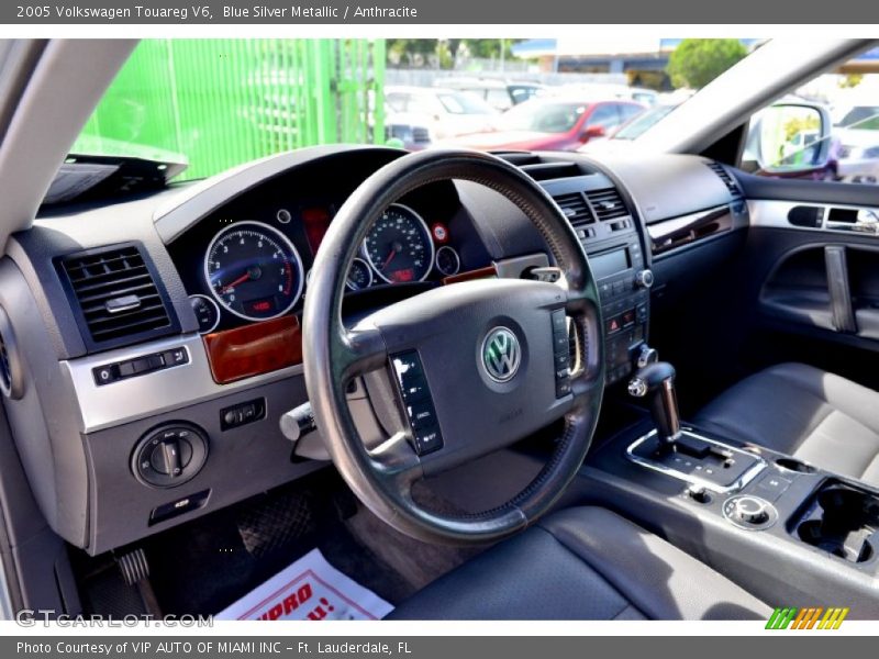 Blue Silver Metallic / Anthracite 2005 Volkswagen Touareg V6