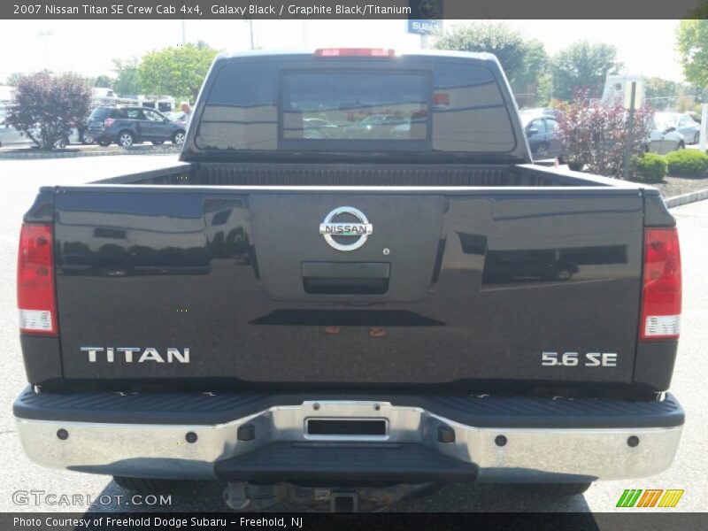 Galaxy Black / Graphite Black/Titanium 2007 Nissan Titan SE Crew Cab 4x4