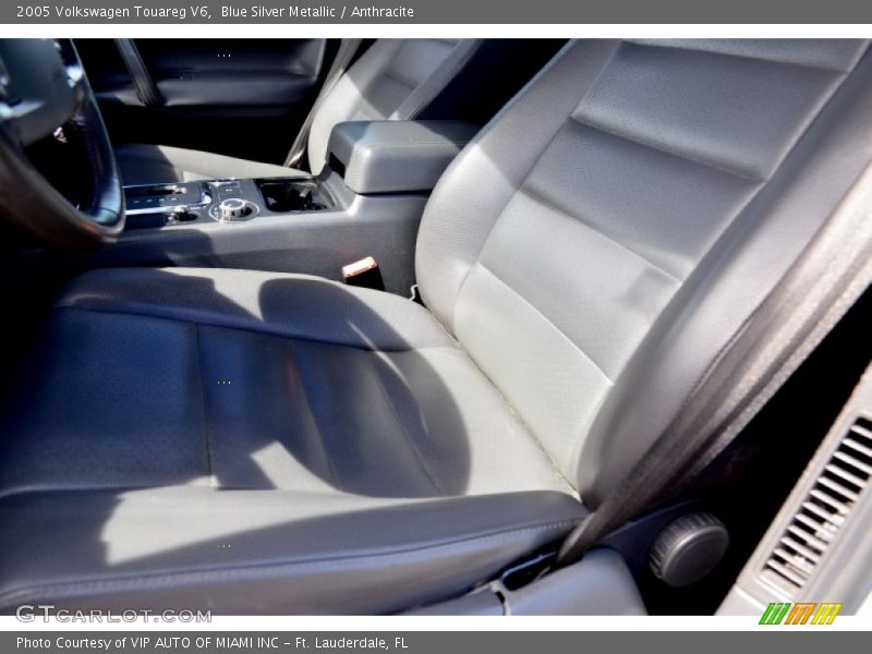 Blue Silver Metallic / Anthracite 2005 Volkswagen Touareg V6