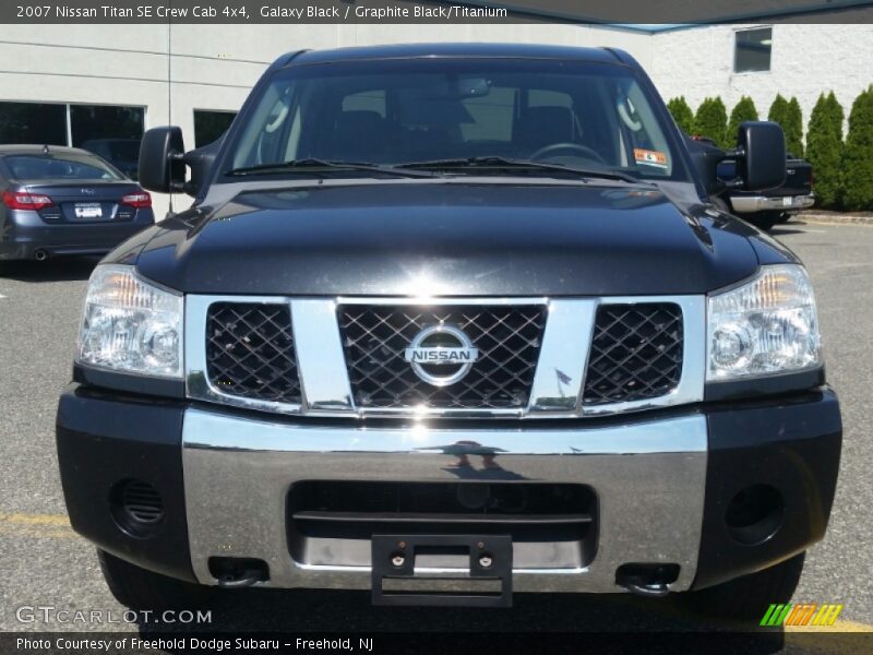 Galaxy Black / Graphite Black/Titanium 2007 Nissan Titan SE Crew Cab 4x4