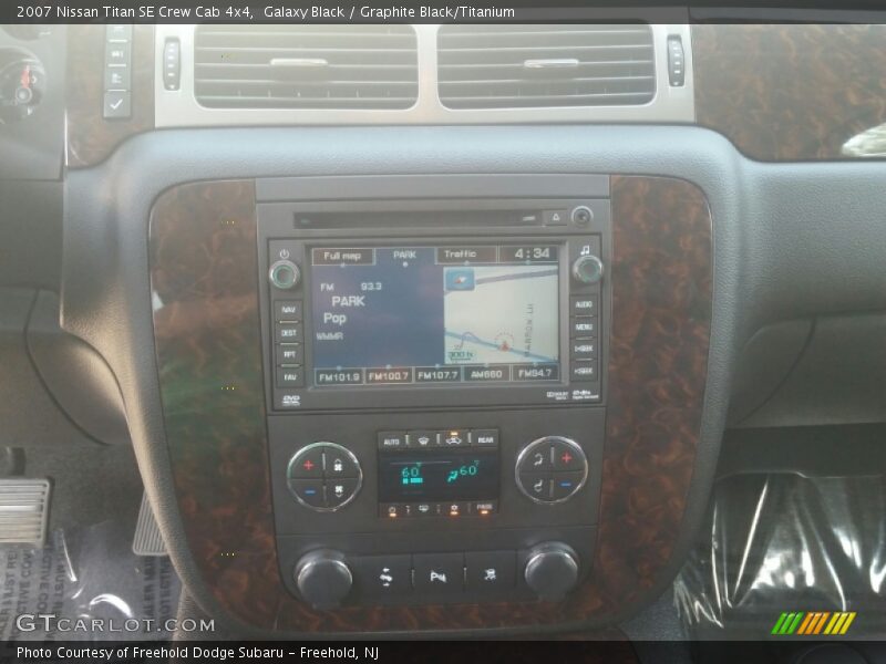 Galaxy Black / Graphite Black/Titanium 2007 Nissan Titan SE Crew Cab 4x4
