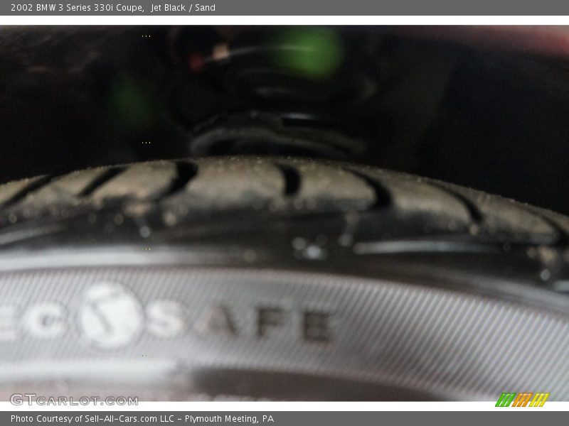 Jet Black / Sand 2002 BMW 3 Series 330i Coupe