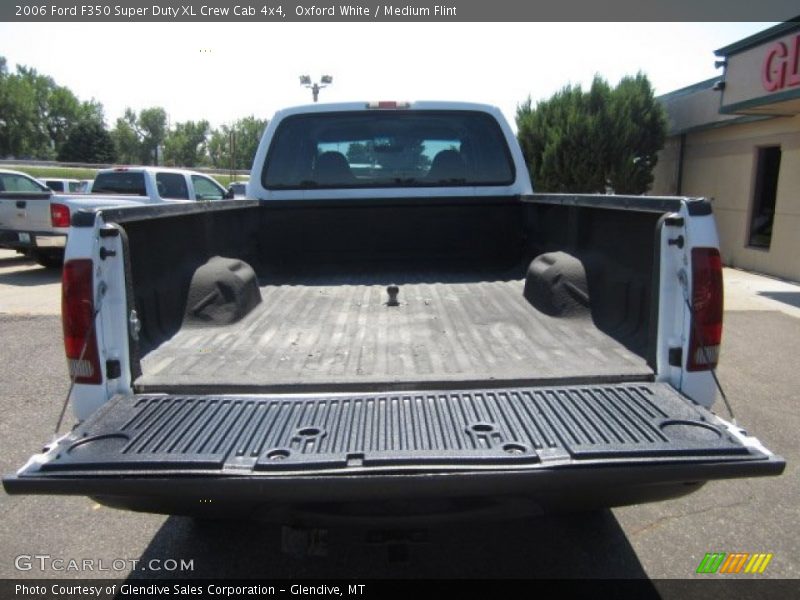 Oxford White / Medium Flint 2006 Ford F350 Super Duty XL Crew Cab 4x4