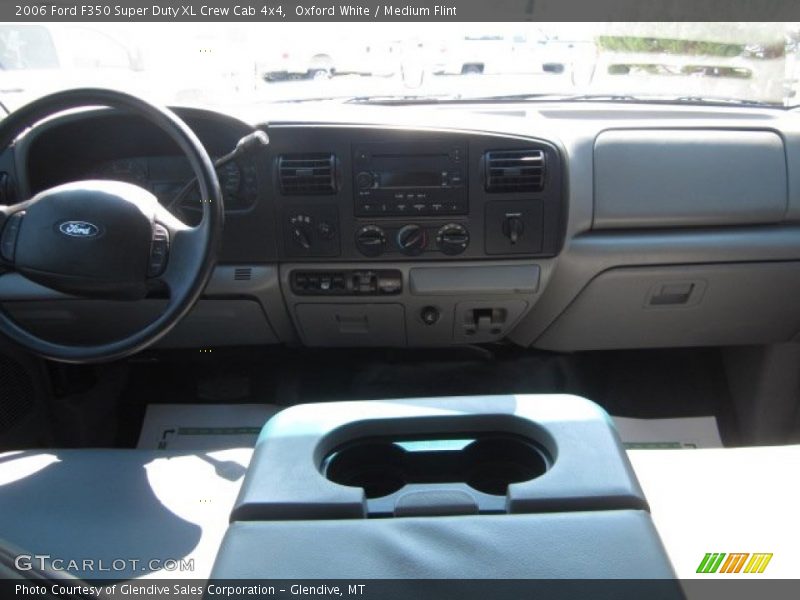 Oxford White / Medium Flint 2006 Ford F350 Super Duty XL Crew Cab 4x4
