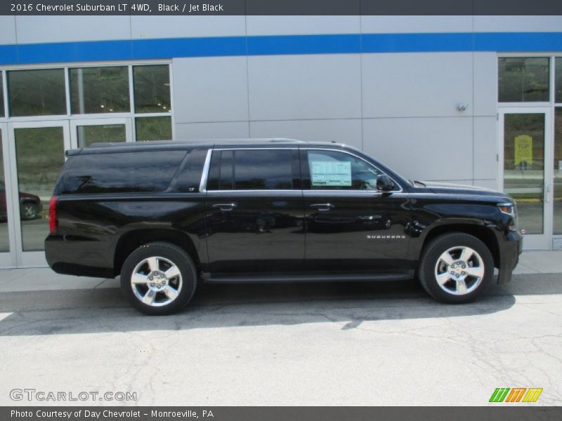  2016 Suburban LT 4WD Black