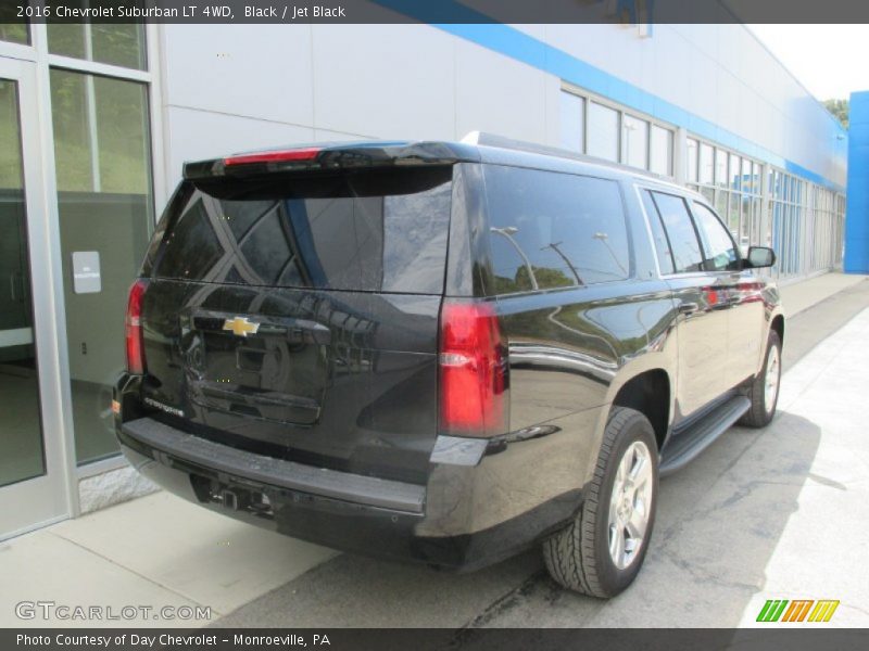 Black / Jet Black 2016 Chevrolet Suburban LT 4WD