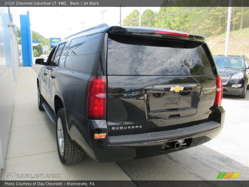 Black / Jet Black 2016 Chevrolet Suburban LT 4WD