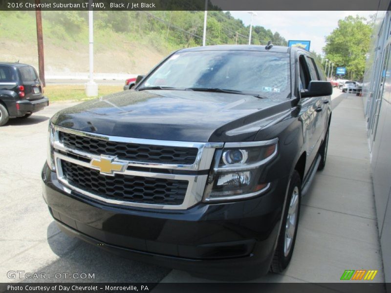 Black / Jet Black 2016 Chevrolet Suburban LT 4WD