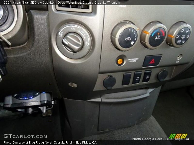 Deep Water Blue/Green / Graphite/Titanium 2004 Nissan Titan SE Crew Cab 4x4