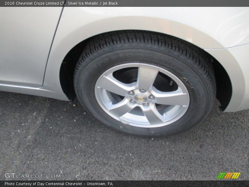 Silver Ice Metallic / Jet Black 2016 Chevrolet Cruze Limited LT