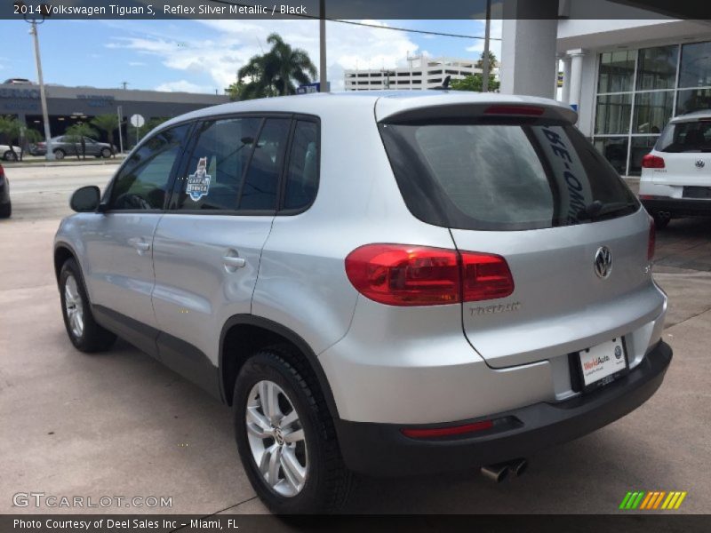 Reflex Silver Metallic / Black 2014 Volkswagen Tiguan S