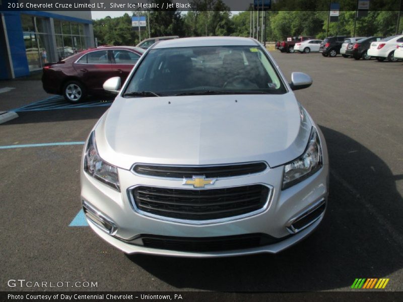 Silver Ice Metallic / Jet Black 2016 Chevrolet Cruze Limited LT