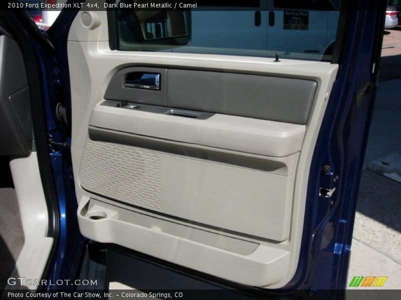 Dark Blue Pearl Metallic / Camel 2010 Ford Expedition XLT 4x4