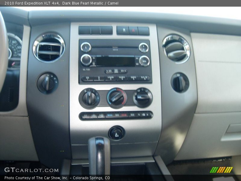 Dark Blue Pearl Metallic / Camel 2010 Ford Expedition XLT 4x4