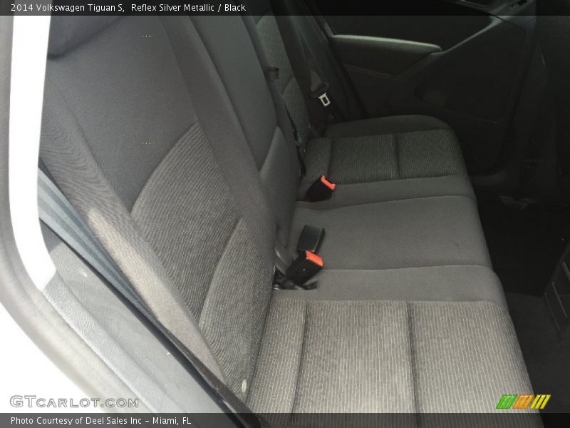 Reflex Silver Metallic / Black 2014 Volkswagen Tiguan S
