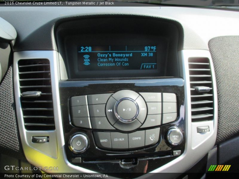 Tungsten Metallic / Jet Black 2016 Chevrolet Cruze Limited LT
