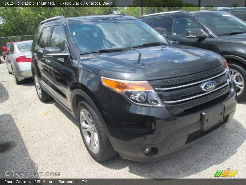 Tuxedo Black / Charcoal Black 2015 Ford Explorer Limited