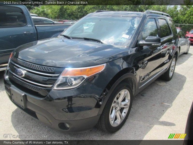 Tuxedo Black / Charcoal Black 2015 Ford Explorer Limited