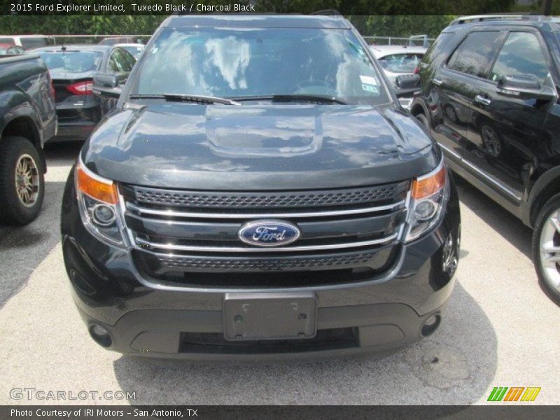 Tuxedo Black / Charcoal Black 2015 Ford Explorer Limited
