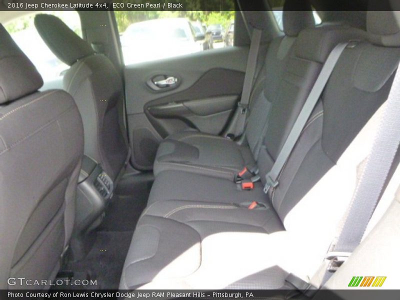 ECO Green Pearl / Black 2016 Jeep Cherokee Latitude 4x4