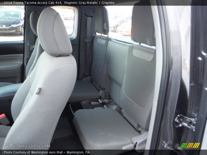 Magnetic Gray Metallic / Graphite 2014 Toyota Tacoma Access Cab 4x4