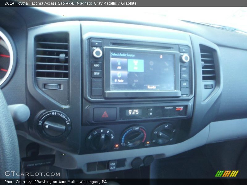 Magnetic Gray Metallic / Graphite 2014 Toyota Tacoma Access Cab 4x4