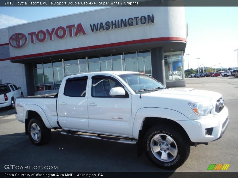 Super White / Graphite 2013 Toyota Tacoma V6 TRD Sport Double Cab 4x4