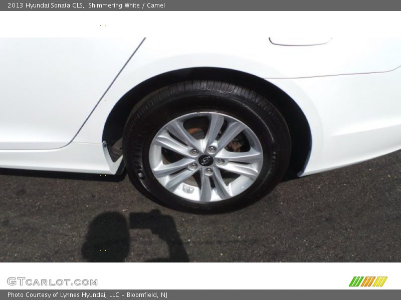 Shimmering White / Camel 2013 Hyundai Sonata GLS