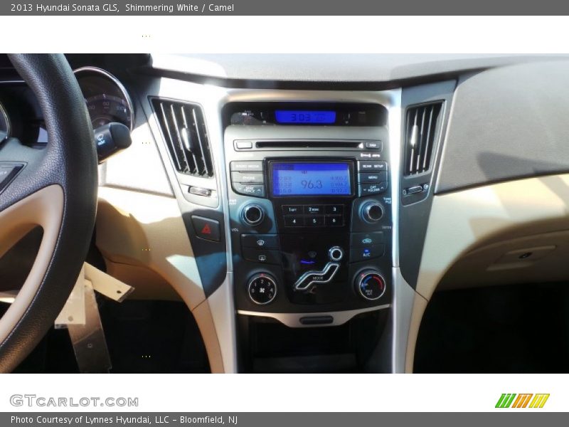 Shimmering White / Camel 2013 Hyundai Sonata GLS