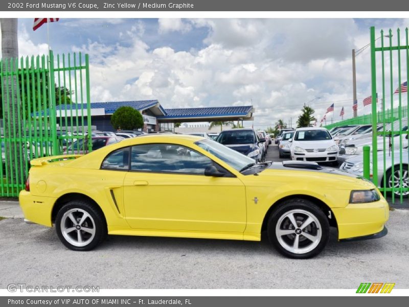 Zinc Yellow / Medium Graphite 2002 Ford Mustang V6 Coupe