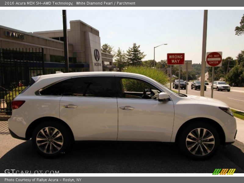 White Diamond Pearl / Parchment 2016 Acura MDX SH-AWD Technology