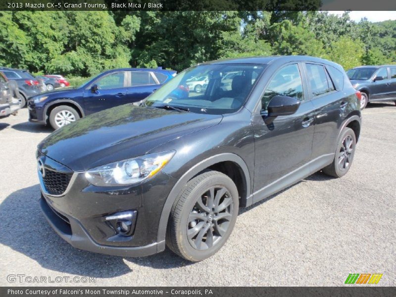 Front 3/4 View of 2013 CX-5 Grand Touring