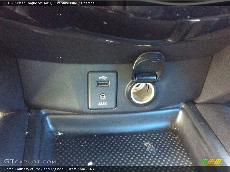 Graphite Blue / Charcoal 2014 Nissan Rogue SV AWD