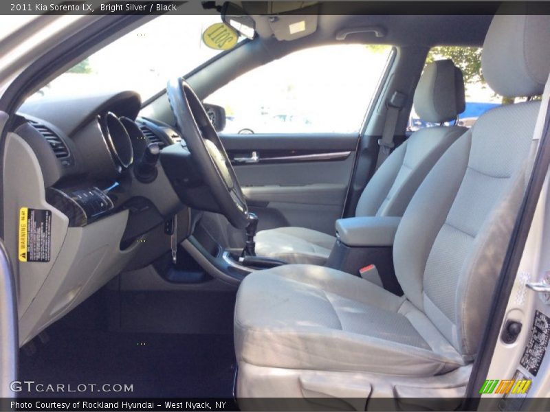 Bright Silver / Black 2011 Kia Sorento LX