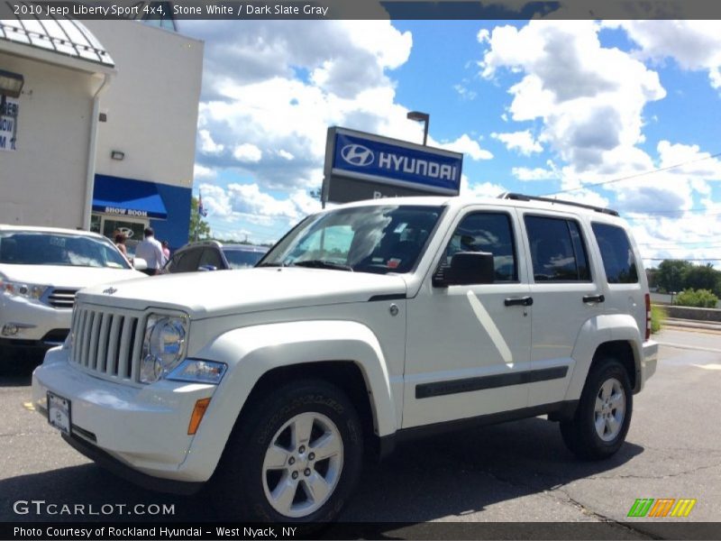 Stone White / Dark Slate Gray 2010 Jeep Liberty Sport 4x4
