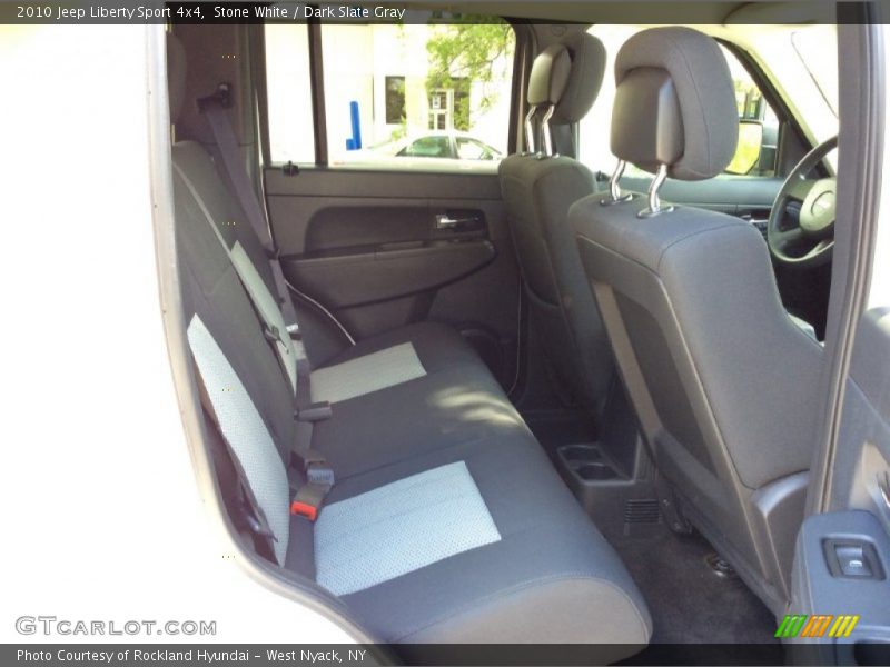 Stone White / Dark Slate Gray 2010 Jeep Liberty Sport 4x4