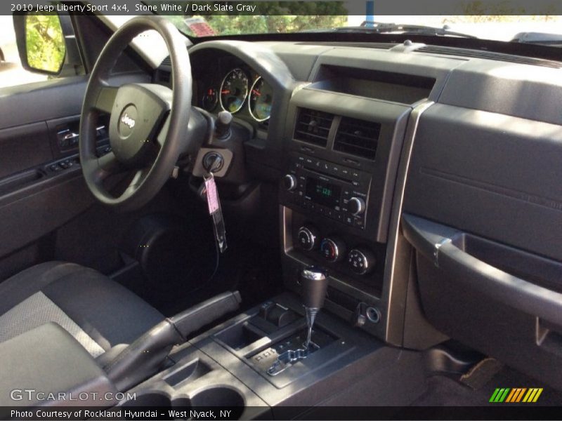 Stone White / Dark Slate Gray 2010 Jeep Liberty Sport 4x4
