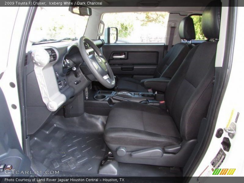 Iceberg White / Dark Charcoal 2009 Toyota FJ Cruiser
