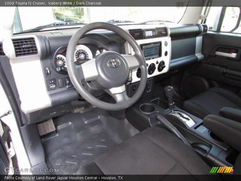 Iceberg White / Dark Charcoal 2009 Toyota FJ Cruiser