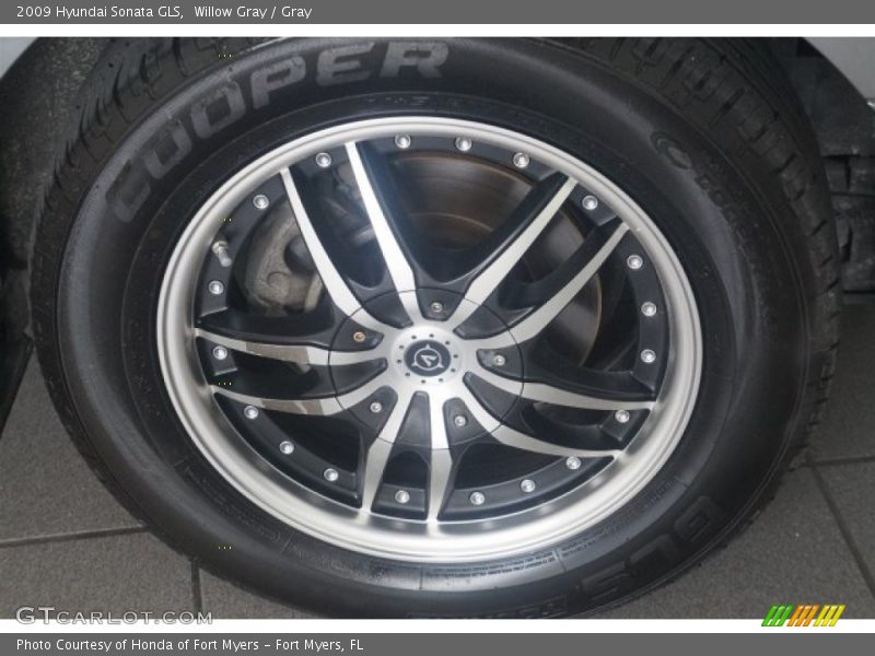 Willow Gray / Gray 2009 Hyundai Sonata GLS