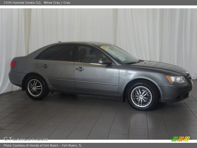Willow Gray / Gray 2009 Hyundai Sonata GLS