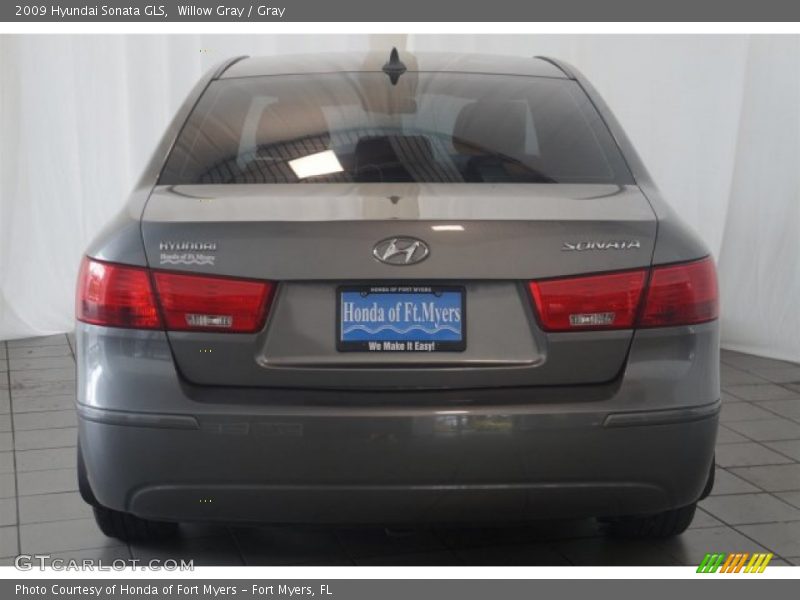 Willow Gray / Gray 2009 Hyundai Sonata GLS